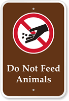 Do Not Feed Animals Campground Sign