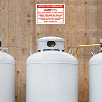No Propane Cylinders Allowed Sign