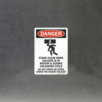 Be Alert: Tailgate in Motion